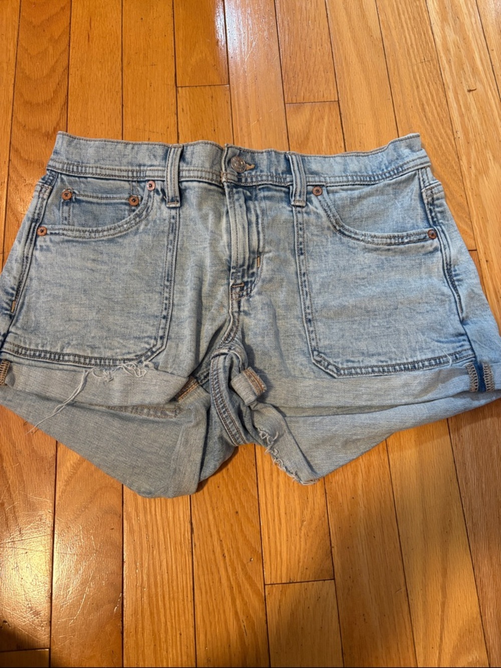 American Eagle Outfitters Light Blue Jean Shorts Size 2